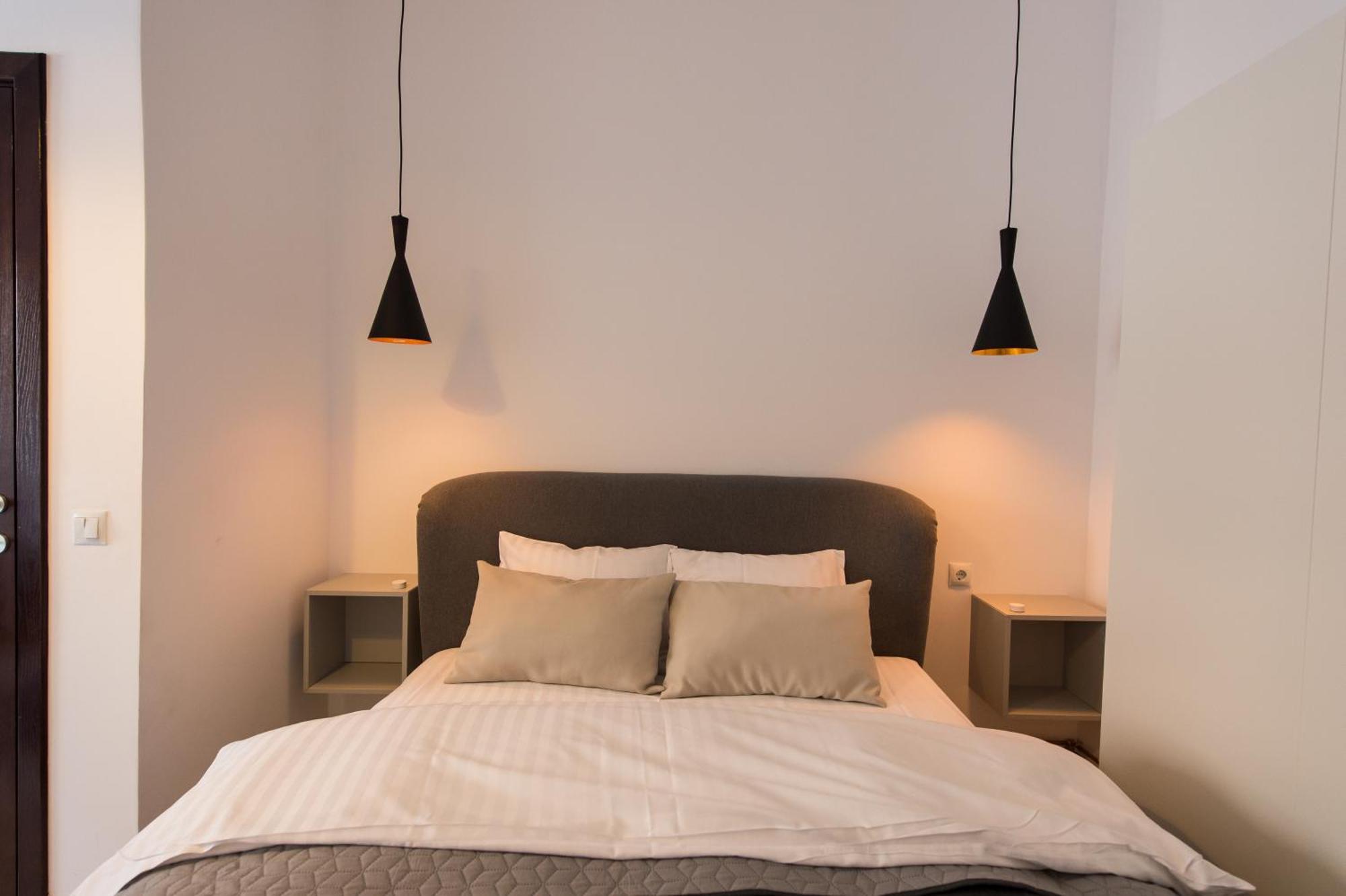 Charming Old Town Flat With Mountain View Leilighet Braşov Eksteriør bilde